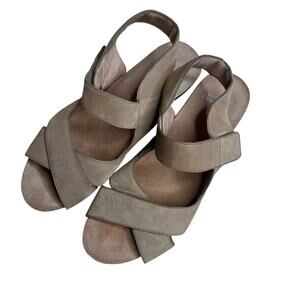 DANSKO Women's 40 US 9.5 10 Sharla Criss Cross Strappy Wedge Sandal Shoes Tan